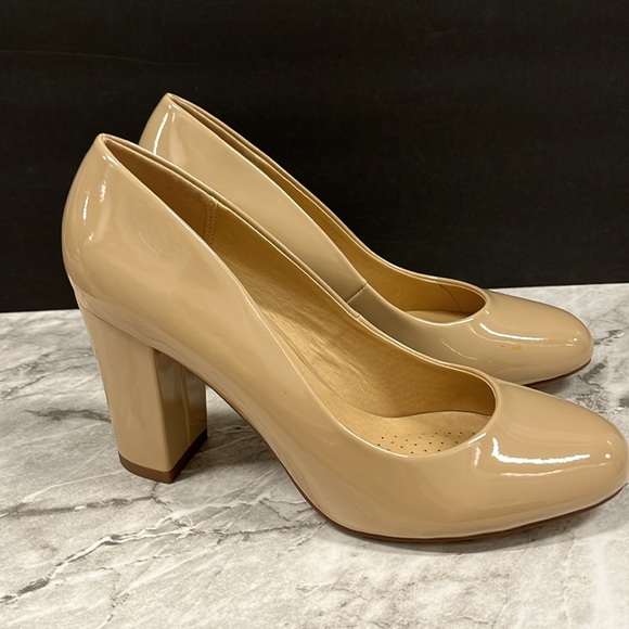 Nude heels - Picture 2 of 4